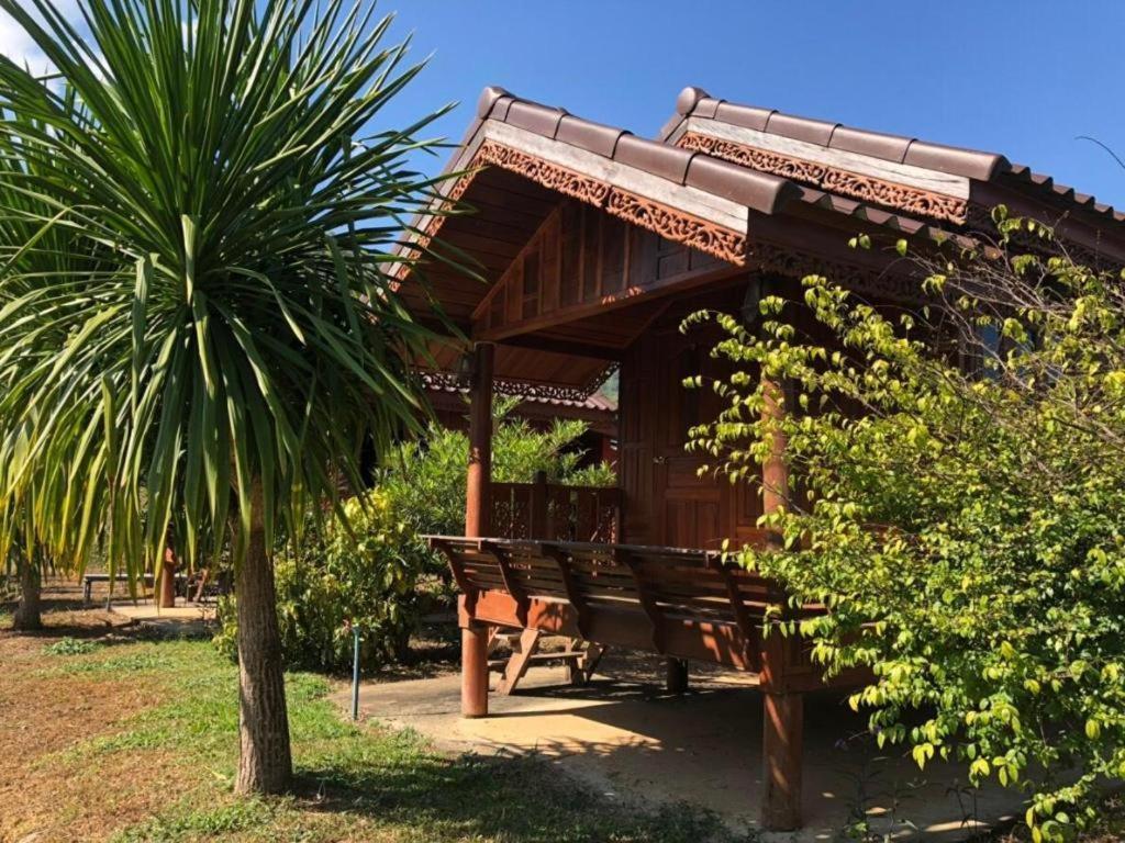 Nai Khun Khao Resort Чиангмай Экстерьер фото